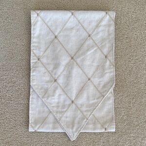 Elegant Cream/Gold/Tan Table Runner